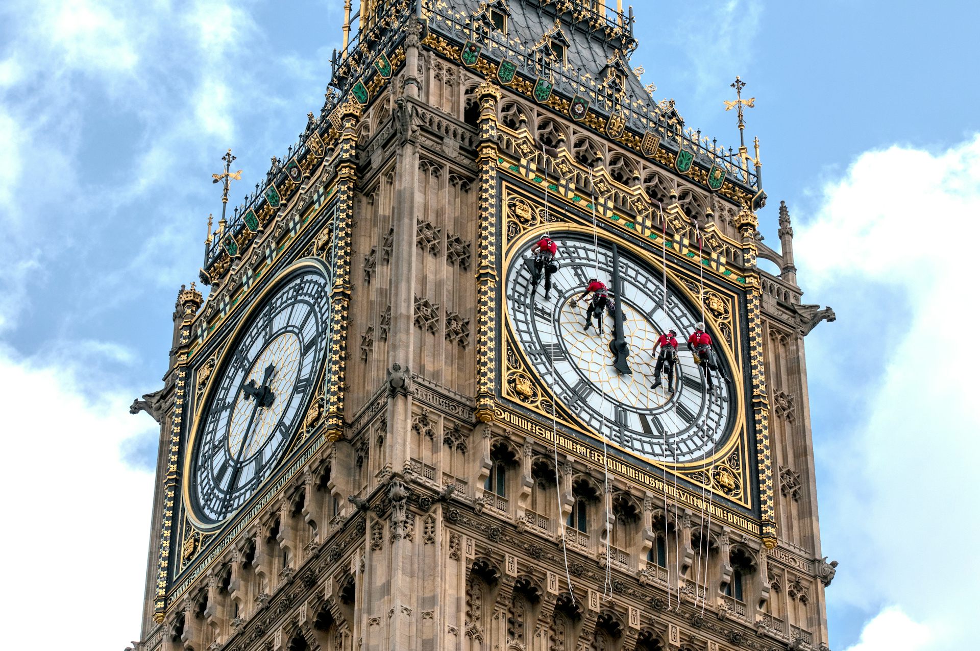 Как выглядит башня елизаветы Как выглядит башня елизаветы